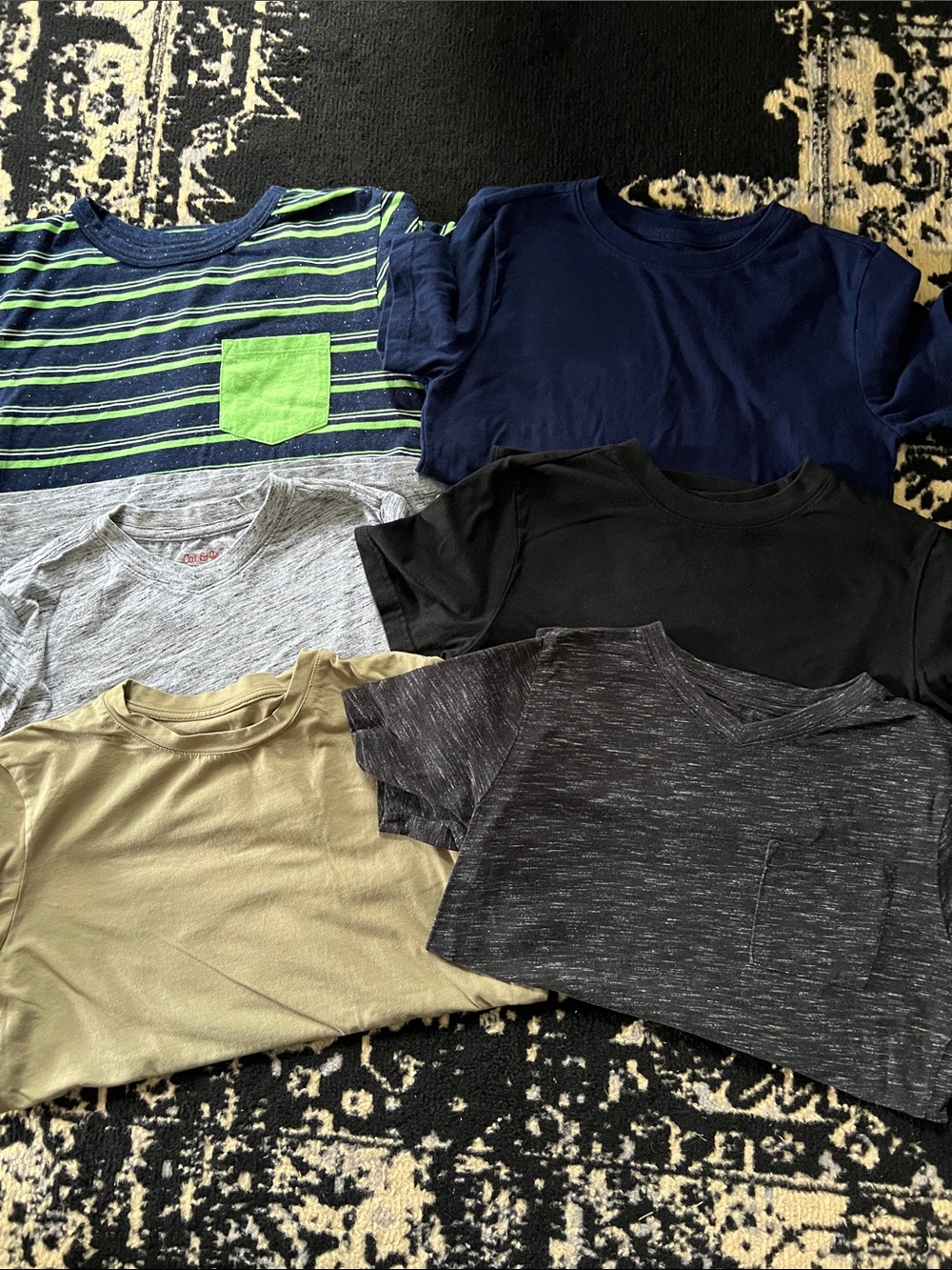 Boys 6 pc t-shirt bundle Cat & Jacksize 8/10